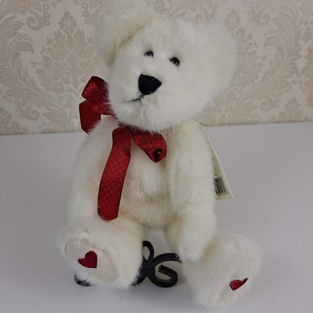 Valerie B. Bearhugs Boyds Bear J B Bean Series White Bear Red Hearts & Bow VTG